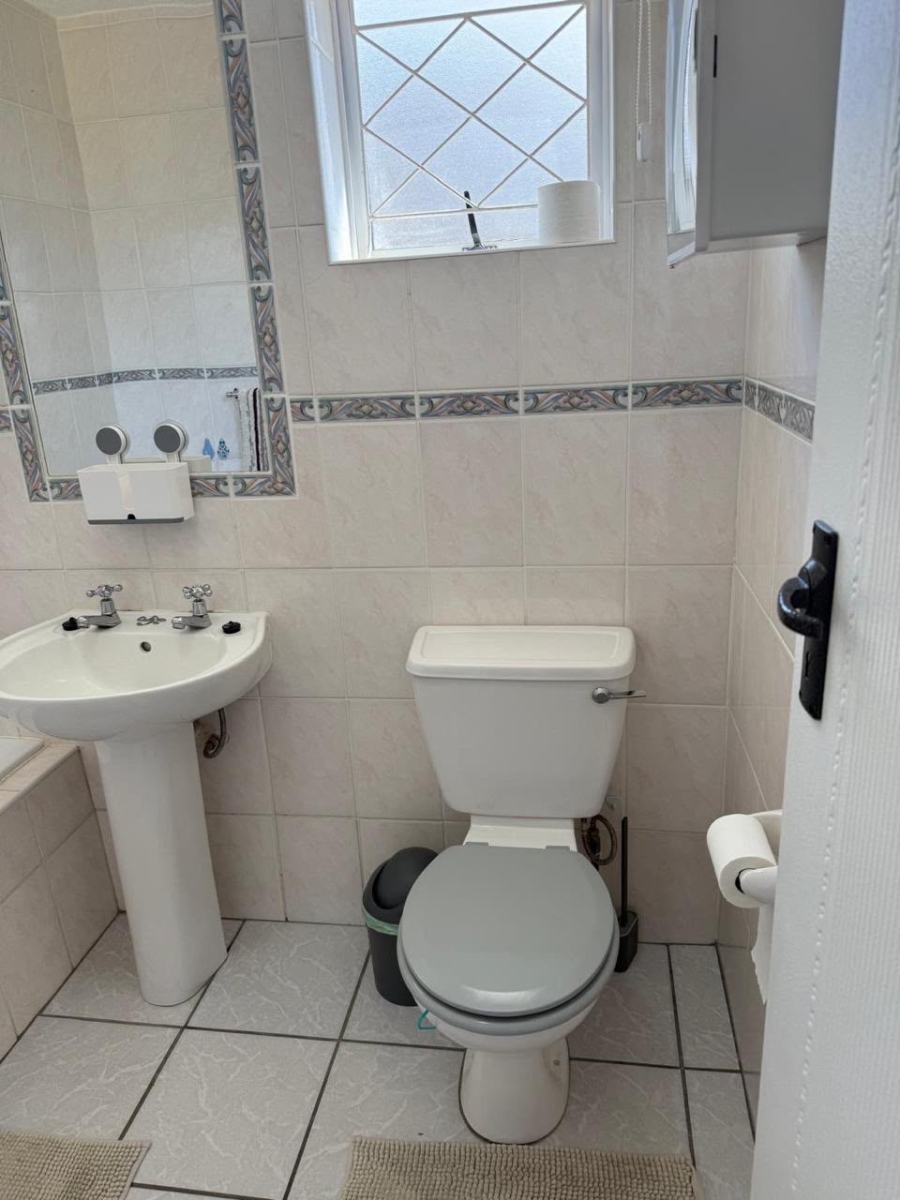 2 Bedroom Property for Sale in Hartenbos Heuwels Western Cape